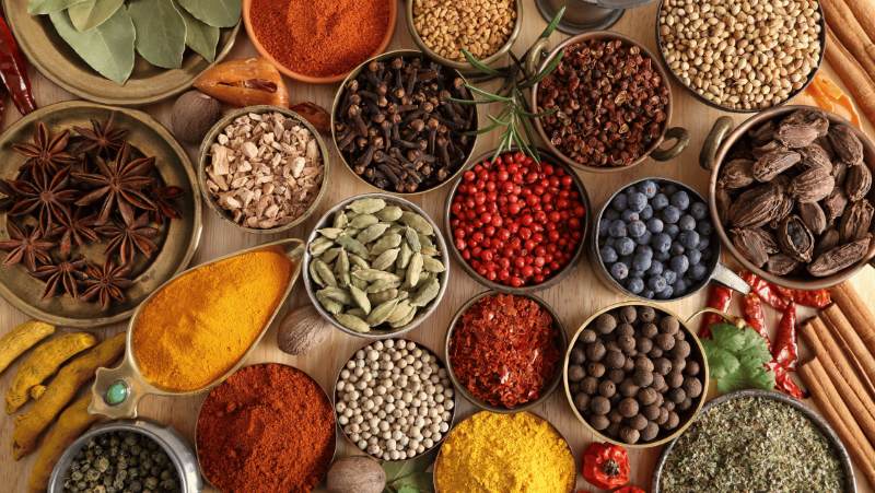 Can You Name These Herbs and Spices? Most People Get Only 10/40!