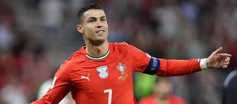 Could you name this legendary football star?